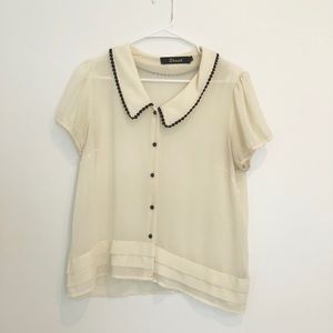 Blouse with Peter Pan collar- medium